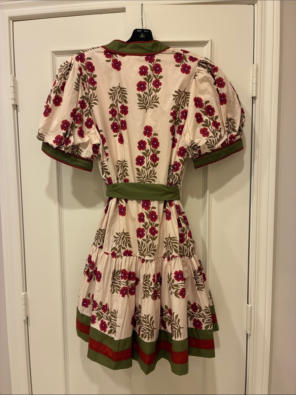 entro Dress - Picture 5 of 10